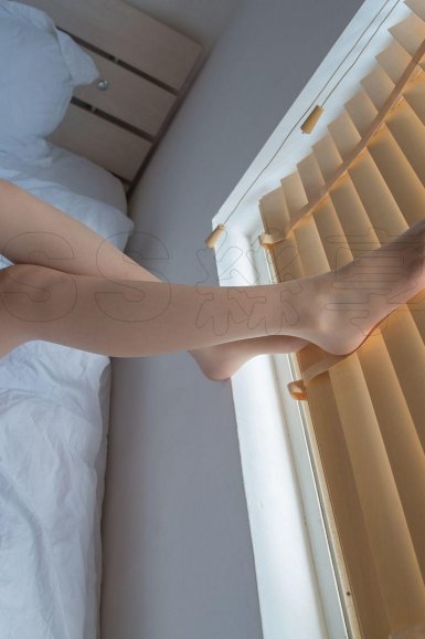 王者荣耀:《变形计》现史上首位带书变形少年 平时无聊爱看数学书(图1) 王者荣耀